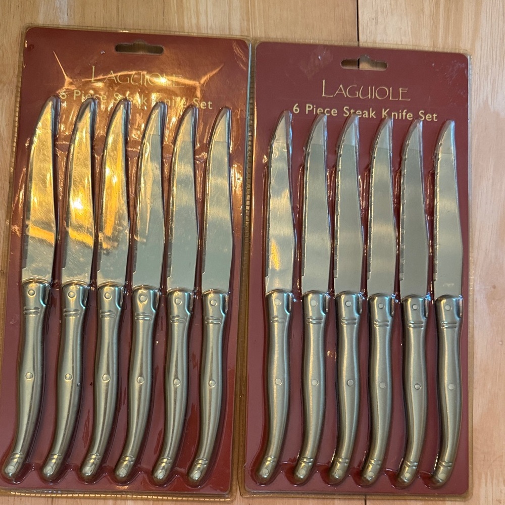 Laguiole Brass  Stainless Steel 12-Piece Steak Knife Set NWT